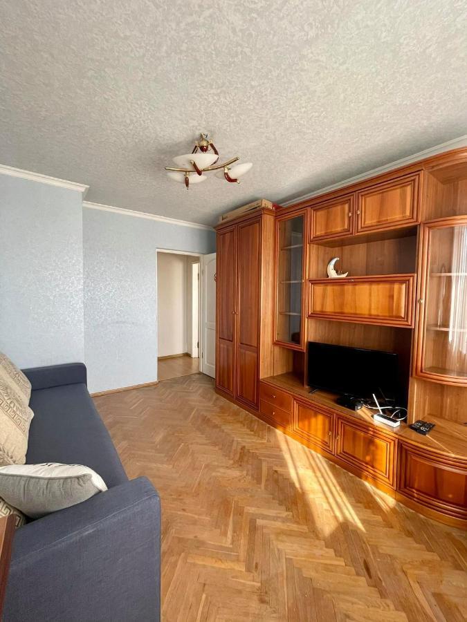 Comfortable One Beds With Nice View For Independent Sqr Kijów Zewnętrze zdjęcie