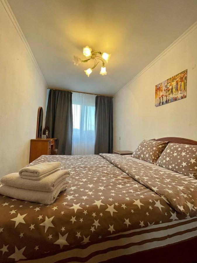 Comfortable One Beds With Nice View For Independent Sqr Kijów Zewnętrze zdjęcie