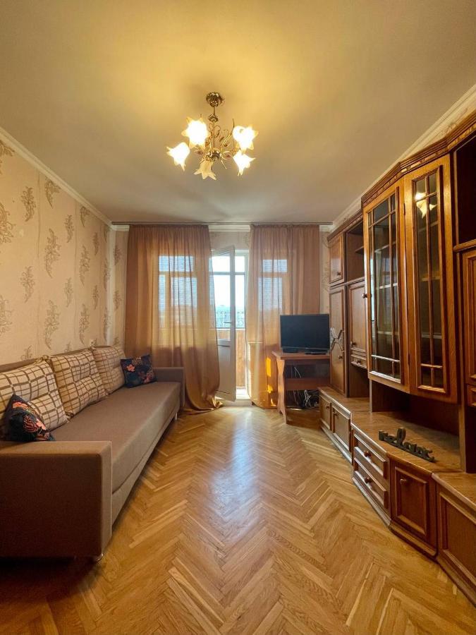 Comfortable One Beds With Nice View For Independent Sqr Kijów Zewnętrze zdjęcie
