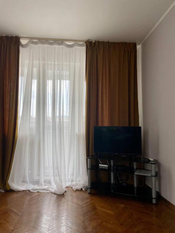 Comfortable One Beds With Nice View For Independent Sqr Kijów Zewnętrze zdjęcie